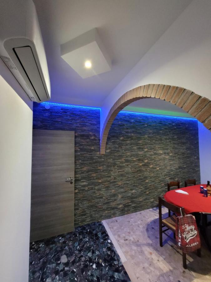 B&B "Gabriel&Melissa" Airport View - Nuova - Ristrutturato Gennaio 2022 Tessera Exteriör bild