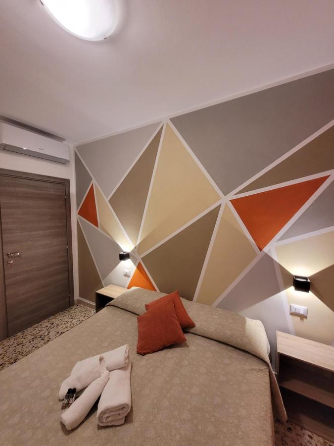 B&B "Gabriel&Melissa" Airport View - Nuova - Ristrutturato Gennaio 2022 Tessera Exteriör bild